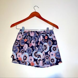 ZARA TRAFALUC COLLECTION XS SHORTS